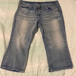 Silver Jean Aiko Denim Capri Size 18